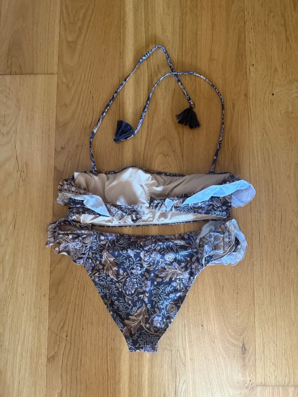 Spell oasis ruffle bikini set - Picture 2 of 4